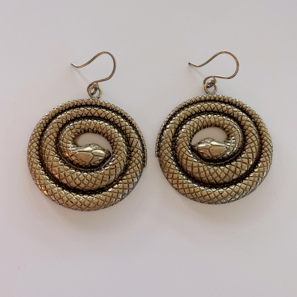 Gold Snake Earrings 🐍